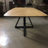 SALE - Henders & Hazel eetkamertafel ovaal Ridgefield thumbnail afbeelding 0