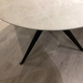 SALE - Dyyk Stella Eetkamertafel Organisch Rond Keramiek thumbnail afbeelding 0