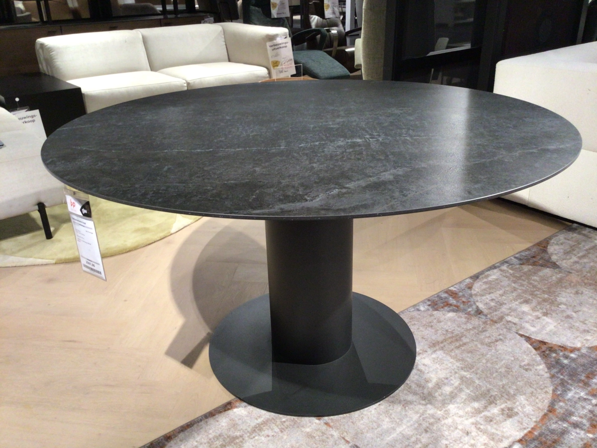 Afbeelding Bert Plantagie eetkamertafel Oval